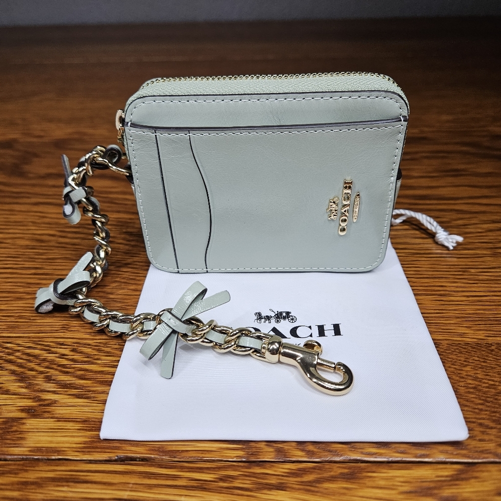 Coach Zip Card Case With Bows - Picture 2 of 7